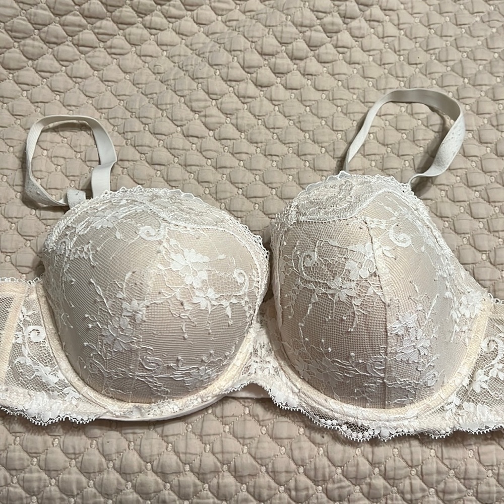 Victoria’s Secret bra